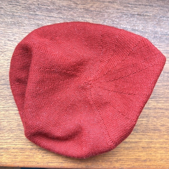 MaxMara weekend beanie cap - Picture 2 of 3